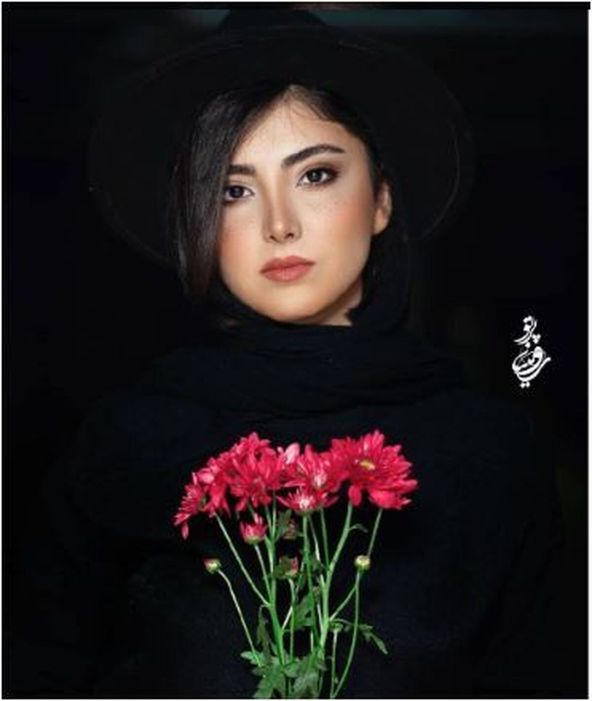 لباس و کیف ست و سفارشی زیبا کرمعلی مناسب برای ایده +عکس