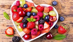 خوردن فقط سبزیجات و انواع توت‌ها به مدت یک هفته برای سلامتی مضر است