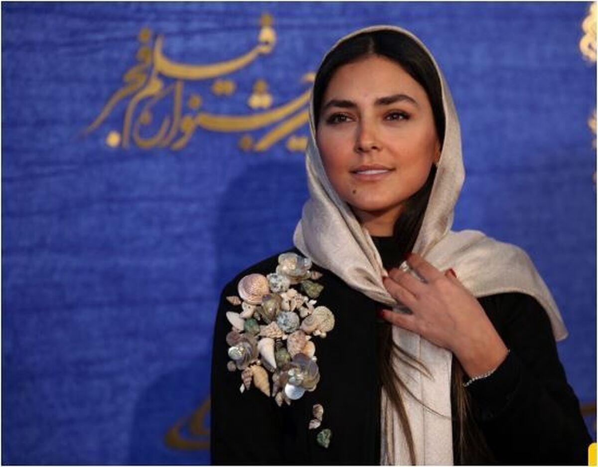 سلفی هدی زین العابدین با موی بلند و صاف غوغا کرد