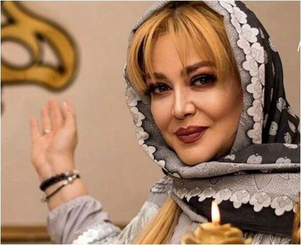 تیپ متفاوت بهاره رهنما با لباس مخمل هندی در یک مراسم جلب توجه کرداهه!