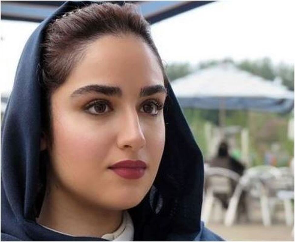 استایل پاییزی هانیه غلامی با هودی پر از موش+عکس
