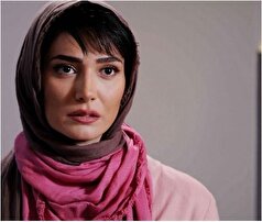 سلفی مینا وحید داخل ماشینش/تو ترافیک آدم هوس عکس می‌کنه
