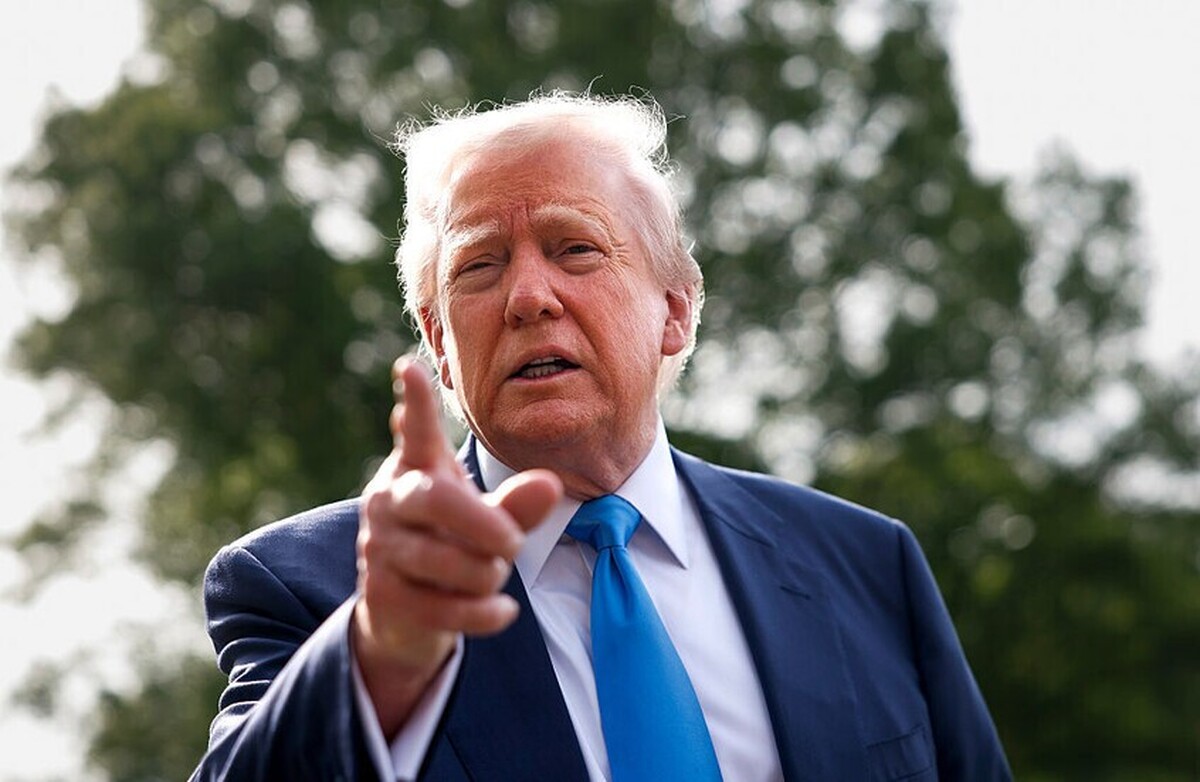 دست خط و امضای ترامپ چه چیز‌هایی را در مورد شخصیت او فاش می‌کند؟ یک روانشناس و متخصص پاسخ می‌دهد!