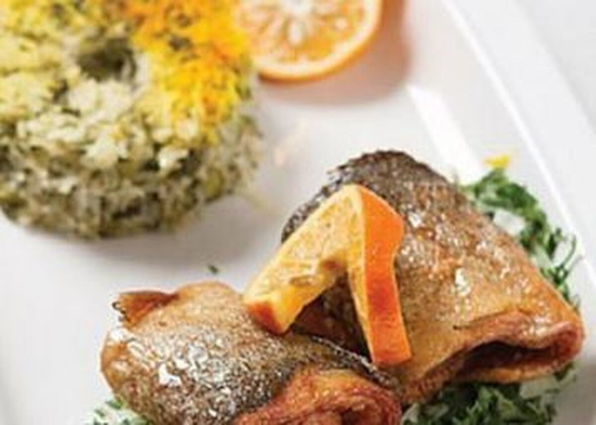 فوت و فن تهیه ماهی قزل آلا رول شده برای شام