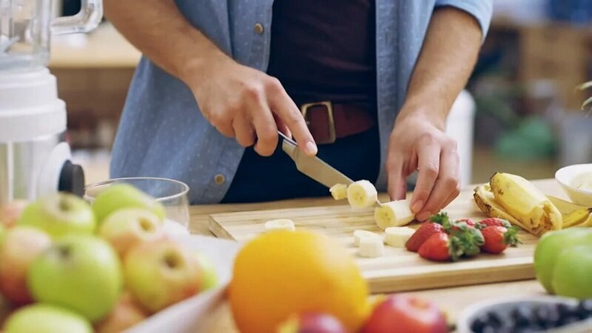 با این ۸ خوراکی بدن خود را شارژ کنید!