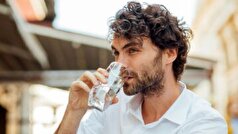 نوشیدن آب باعث کاهش وزن است یا افزایش وزن؟