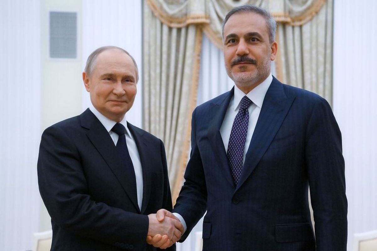 پوتین در پکن با وزیر امور خارجه ترکیه دیدار و گفت‌و‌گو کرد