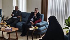 دیدار رئیس سازمان انرژی اتمی با خانواده شهید «فریدون عباسی»
