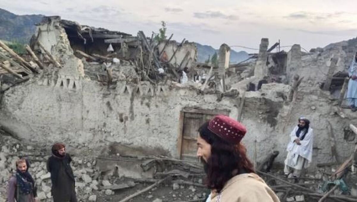 جان باختگان زلزله افغانستان به ۲۲۰۰ نفر رسید