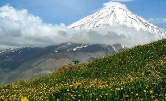 دشت آرزو؛ ویویی ابدی از عظمت قله دماوند