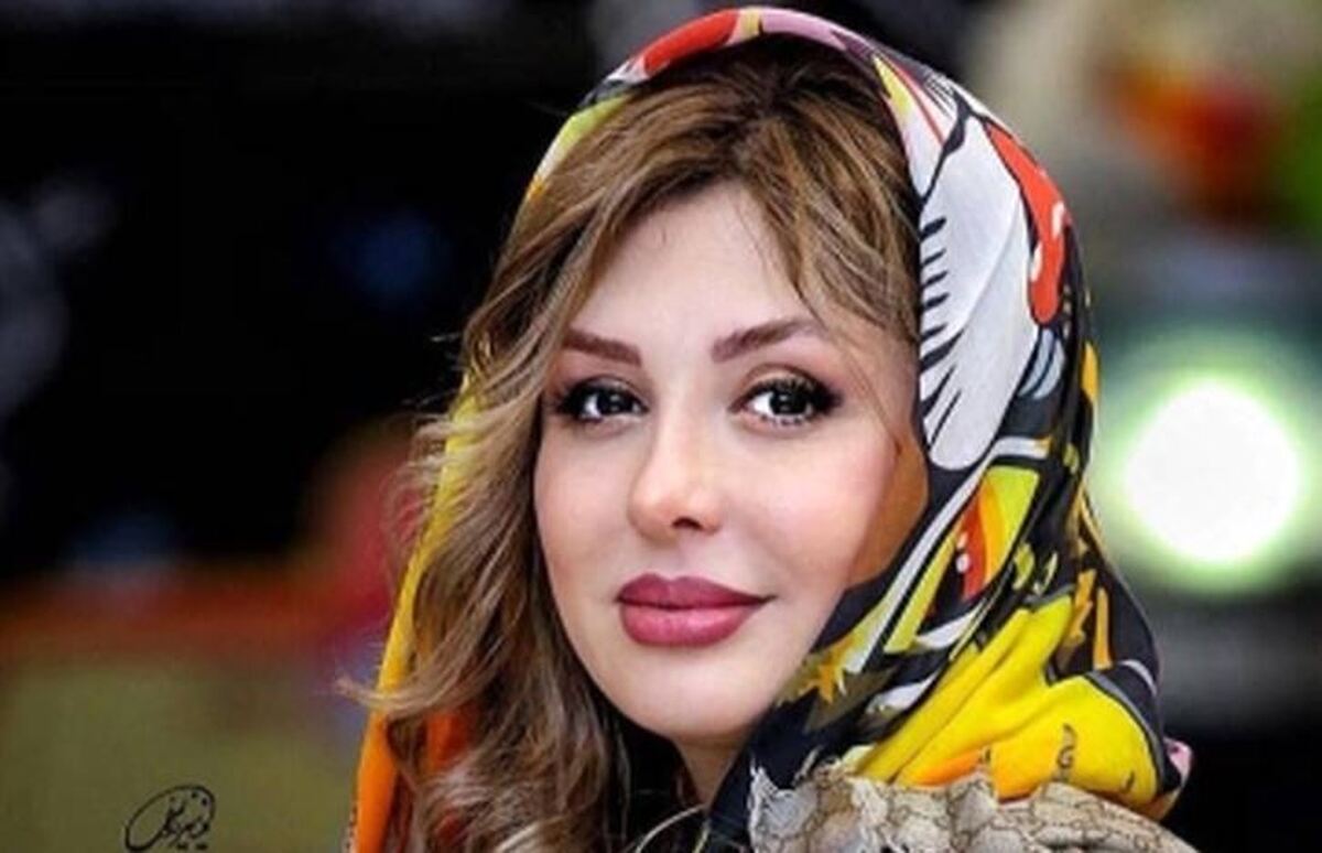 دونفره‌های صمیمانه نیوشا ضیغمی کنار خواهر زیبا و نچرالش را از دست ندهید/از نظر شما کدام خواهر زیبا‌تر است؟
