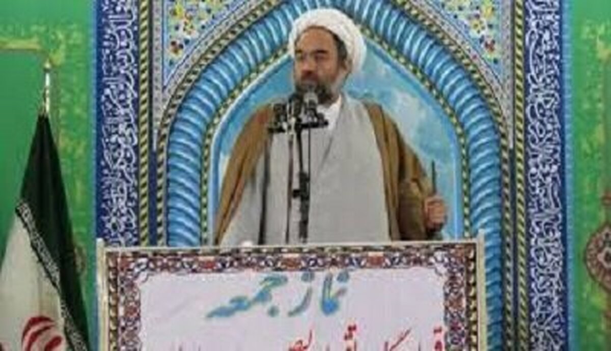 تاکید امام جمعه زاهدان بر لزوم حفظ اتحاد و انسجام امت اسلامی