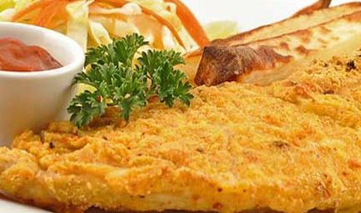 اگر به غذا‌های دریایی علاقه‌مند هستید این ماهی سرخ شده با سس تای را امتحان کنید