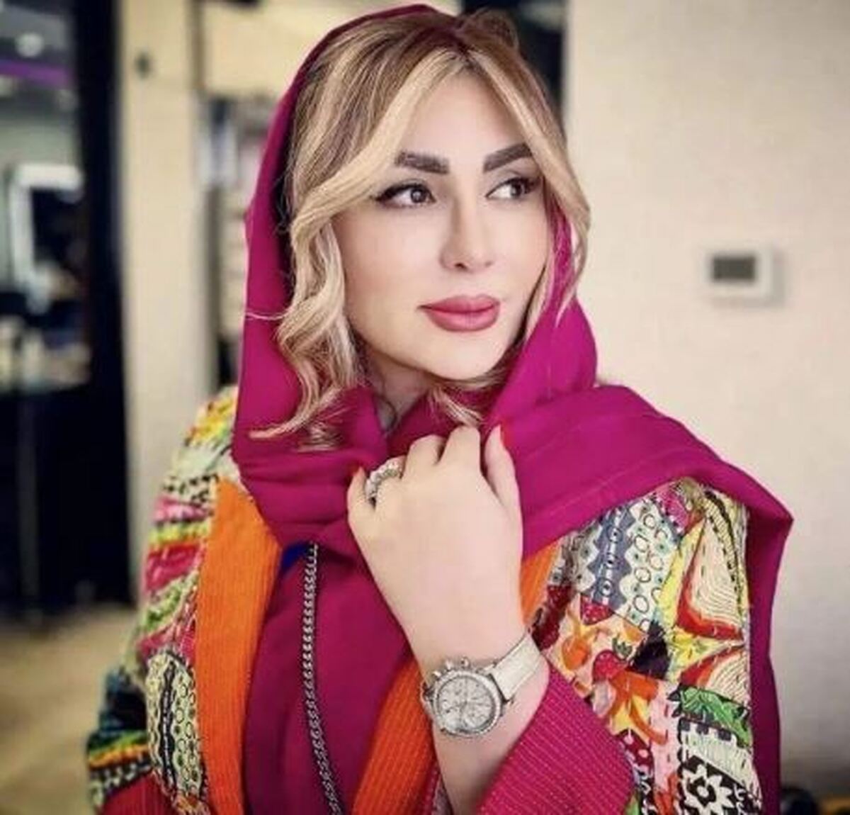 استایل مونوکروم نیوشا ضیغمی به رنگ آبی در یک مراسم!