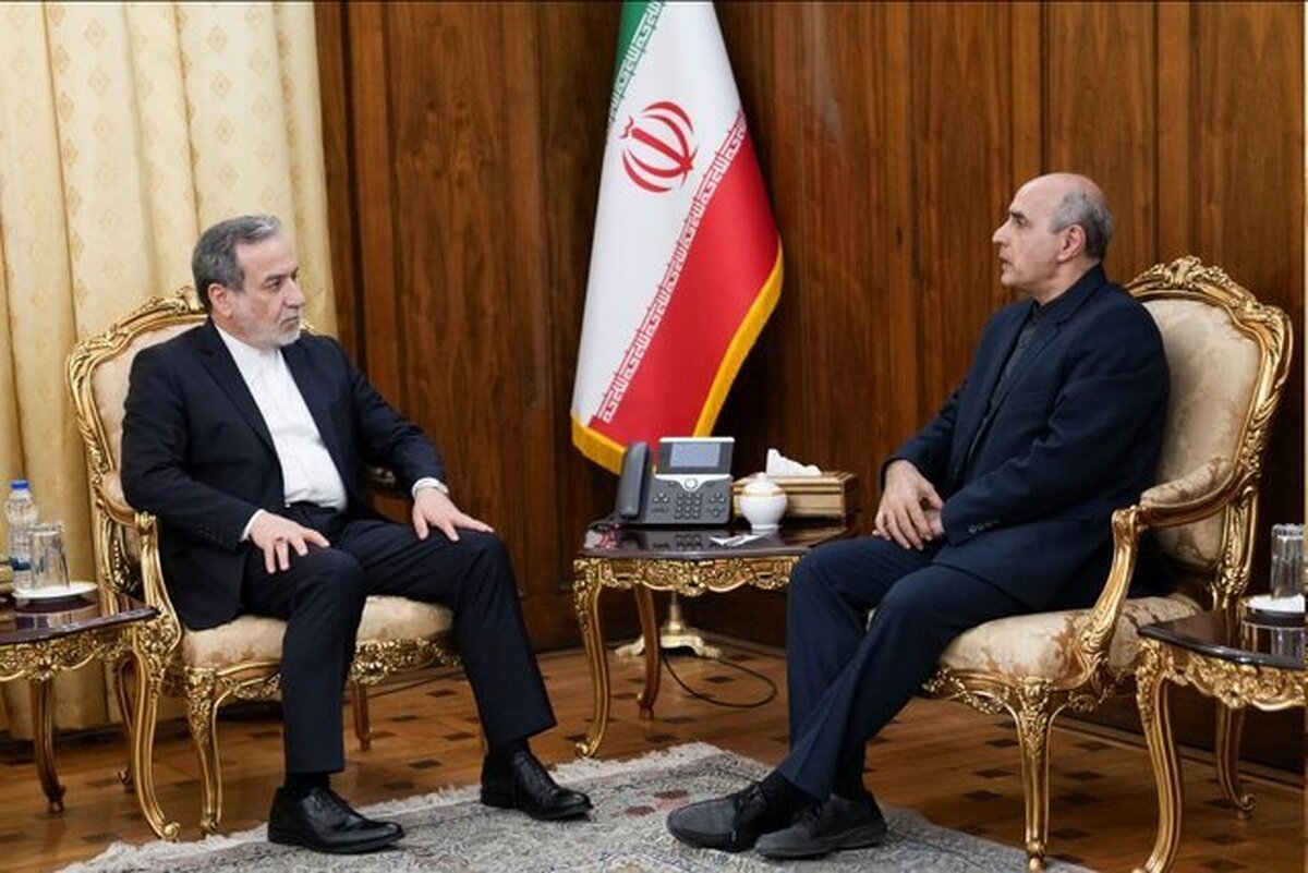 دیدار سفیر جمهوری ایران در فیلیپین با وزیر امور خارجه