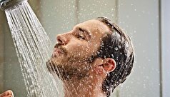 برای جلوگیری از ریزش مو از این الگوی حمام کردن پیروی کنید!