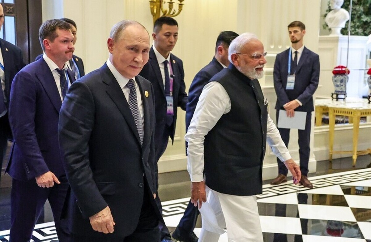 کرملین درباره سفر مودی به همراه پوتین با خودروی آئوروس اظهار نظر کرد