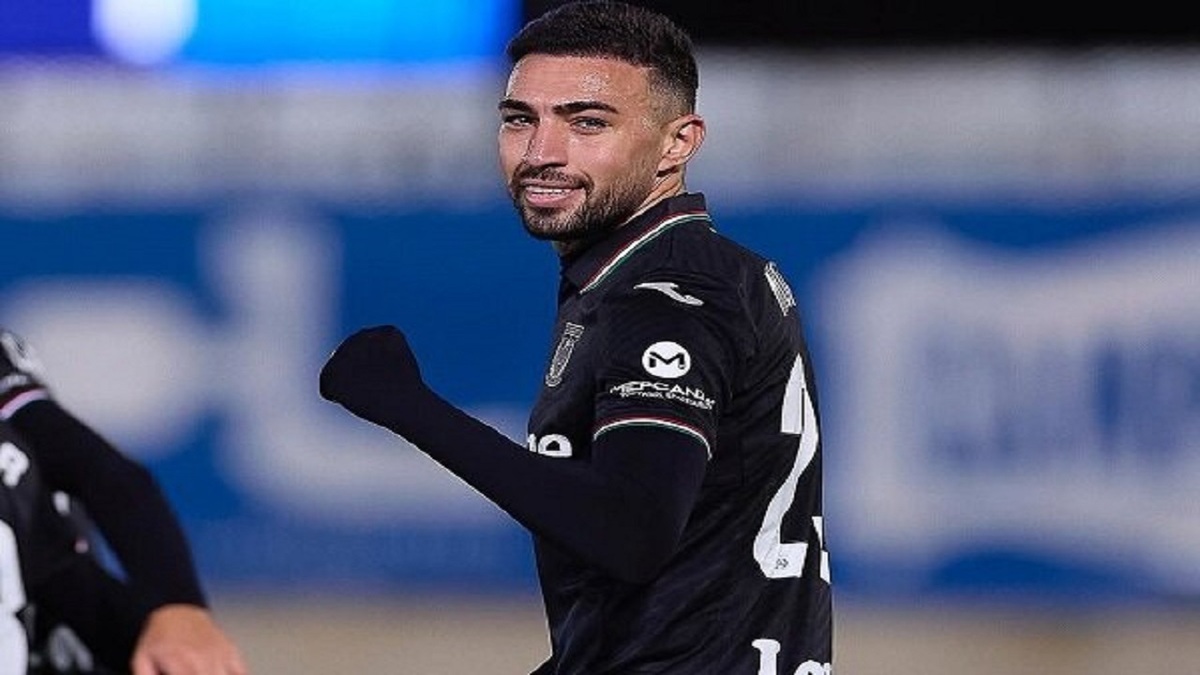 کارت بازی خرید جدید استقلال رسید