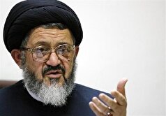 اکرمی: بیش از هر زمان دیگری باید به سمت قانون اساسی و رهبری برویم