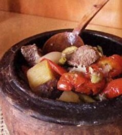ترکیب گوشت بره با لوبیا سبز و سیب زمینی بهترین گزینه برای طبیعت