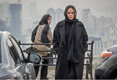 الهه حصاری با نگاهی خیره به افق در حال موزیک گوش کردن شکار شد!
