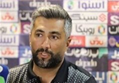 مربی آلومینیوم: نقل‌وانتقالات در فوتبال ایران افسارگسیخته است