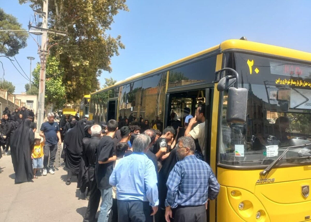 بازگشت ۲ هزار زائر ارض طوس به ورامین با ۲۰ دستگاه اتوبوس