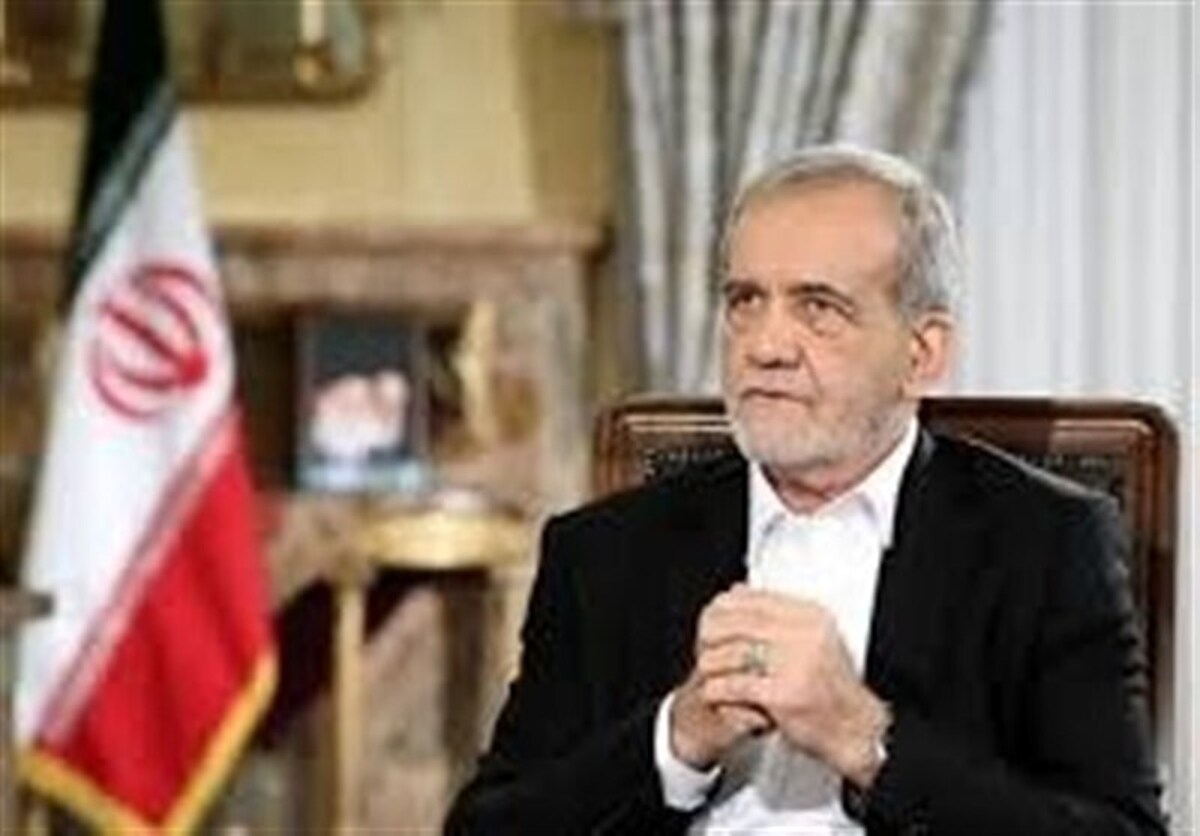 رئیس جمهور: منع قانونی اختیارات به استانداران را رفع می‌کنیم