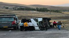 آخرین وضعیت مصدومان واژگونی مینی‌بوس در جاده اهر-ورزقان