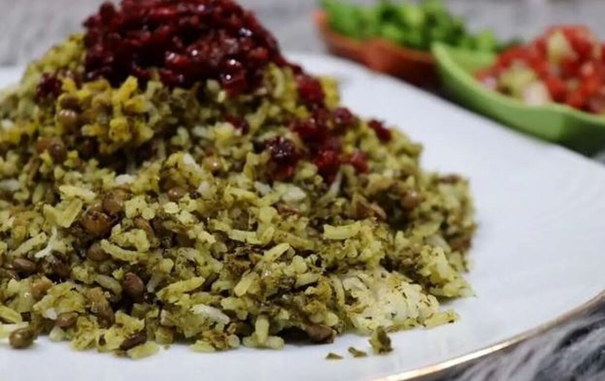 طبخ یک نوع عدس پلو خوشمزه با شوید و مرغ/از دست ندید!