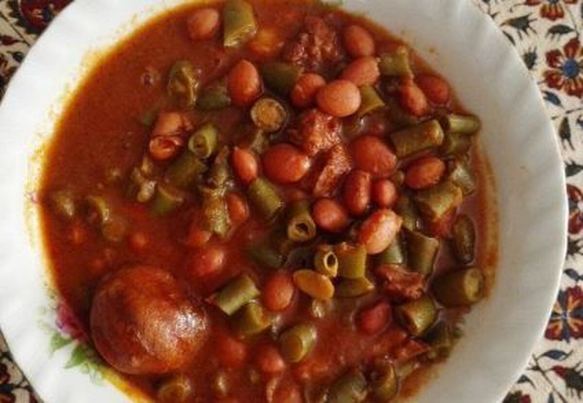 دستور تهیه خورش لوبیا ایرانی برای شام