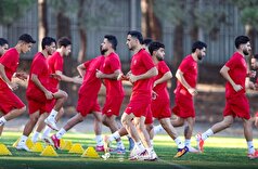 سرخ پوشان خود را برای رویارویی با فولاد خوزستان آماده کردند