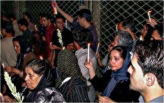 گردهمایی شهروندان تهرانی برای ابراز همدردی با قربانیان حادثه ۱۱ سپتامبر