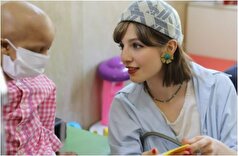 عکس وایرال شده از بازیگران سریال «تاسیان» در موسسه خیریه محک