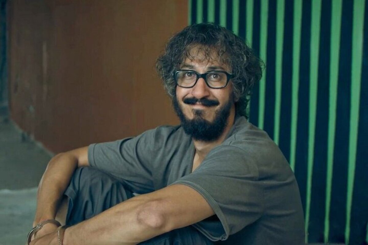 فروش ۱۰ میلیارد و ۷۰۰ میلیون تومانی «مرد عینکی» تاکنون