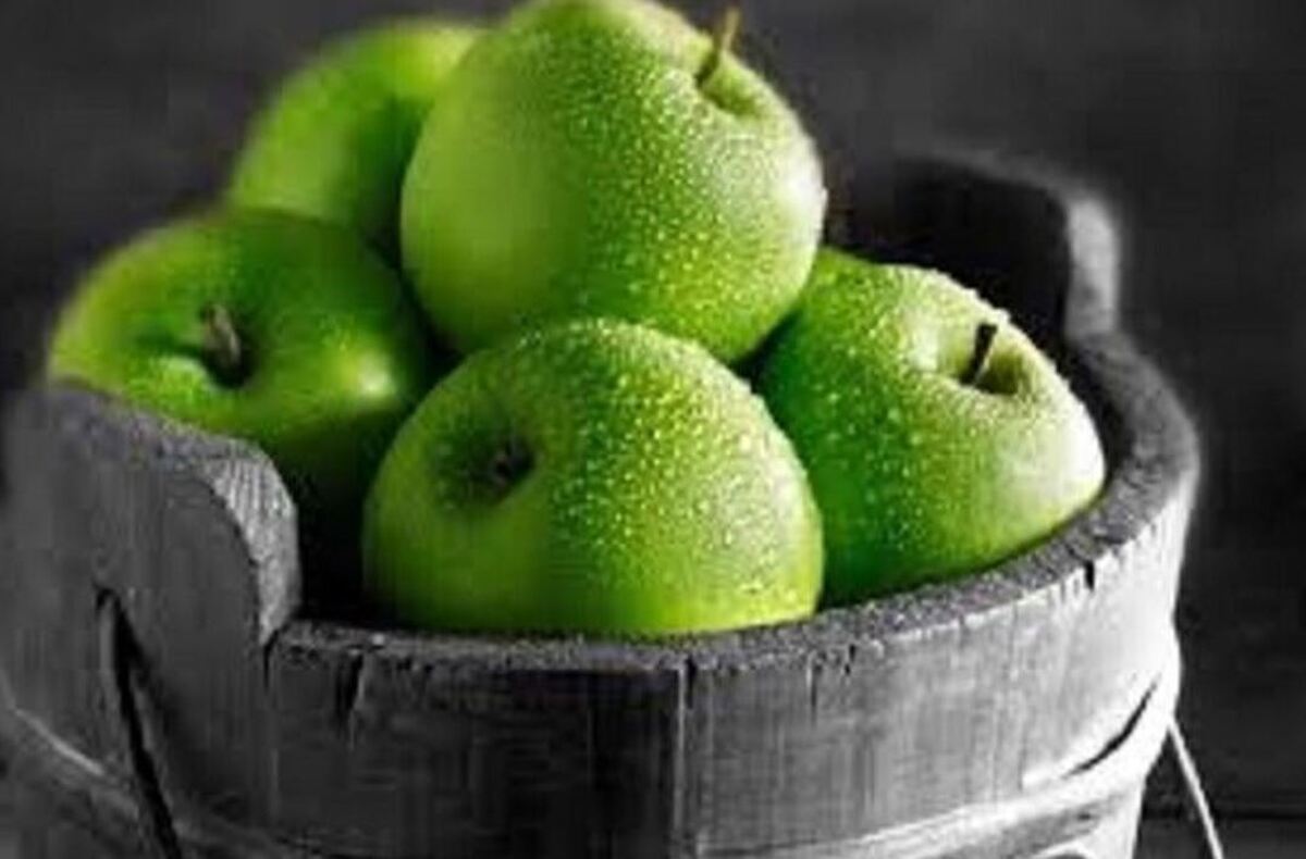 آیا خوردن سیب به همراه پوست خطر آفرین است؟