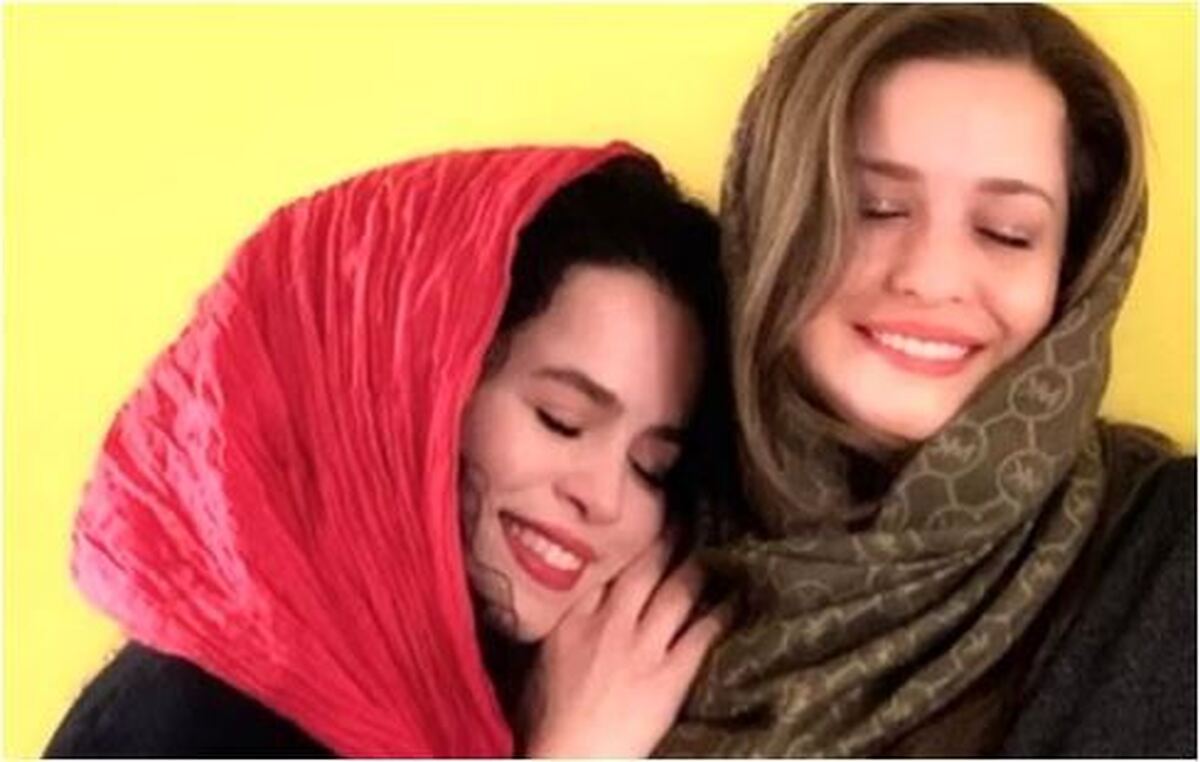 رونمایی ملیکا شریفی نیا از آخرین نقاشی معنا دار و هنرمندانه اش، نمادی از رابطه صمیمانه با خانواده اش