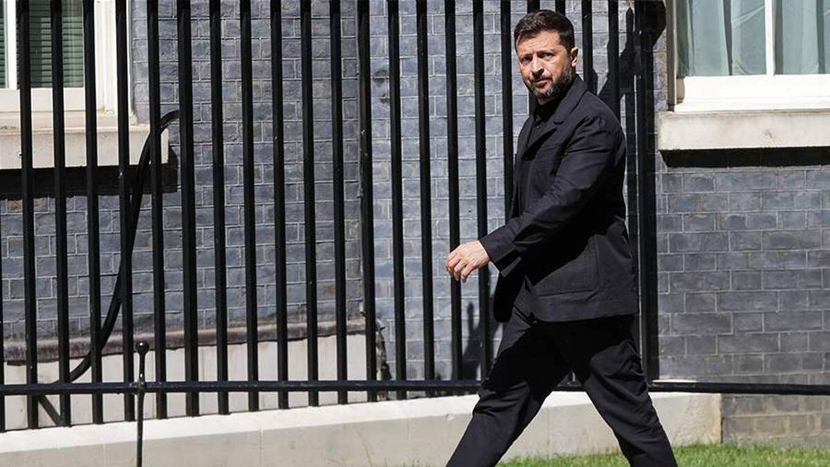 قاضی سابق لهستانی، زلنسکی را به حمله پهپادی به لهستان متهم کرد