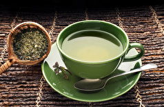 چای سبز در کاهش وزن و بهبود حساسیت به انسولین مؤثر است