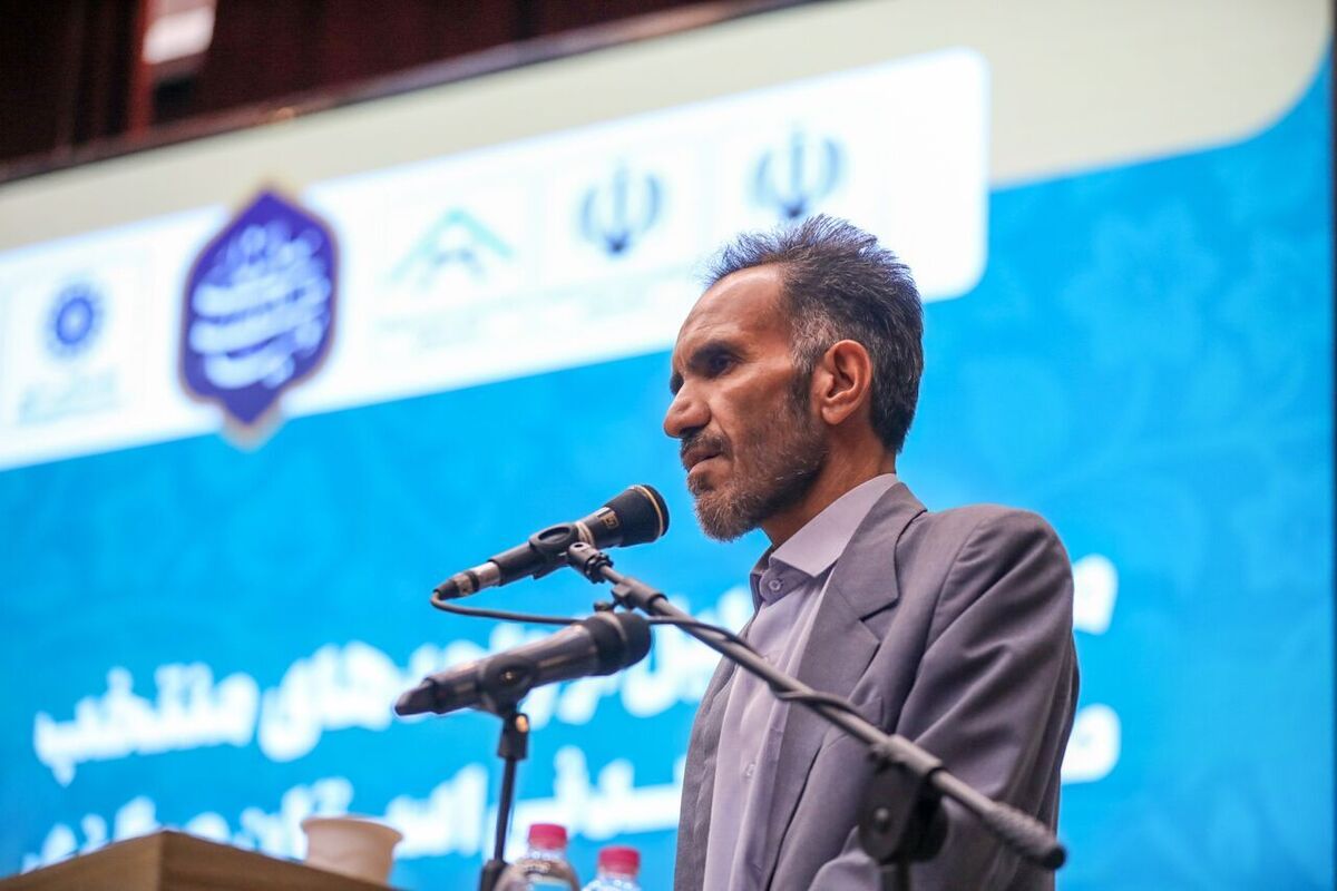 نگاه ویژه به بخش صنعت باید مورد نظر قرار گیرد