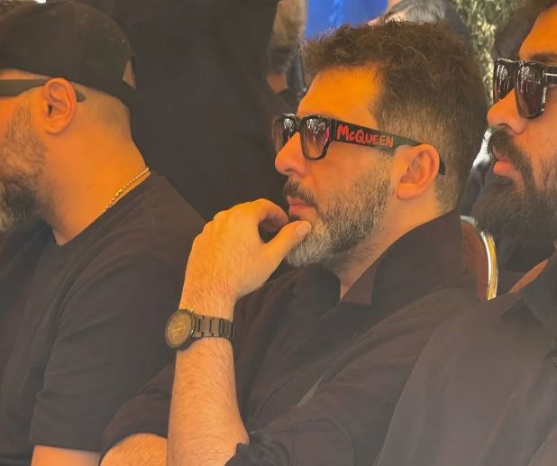جلب توجه مجید واشقانی با عینک دودی عجیبش در مراسم خاکسپاری امید جهان+عکس