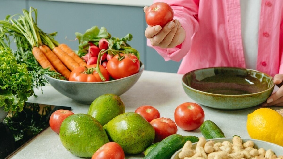 فهرستی از غذا‌هایی که به پیشگیری از سرطان کمک می‌کنند، منتشر شده است