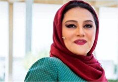 قابی دونفره از شبنم مقدمی کنار مادر جوان و خوش خنده اش/شباهت این مادر و دختر حیرت زده تان می‌کند!