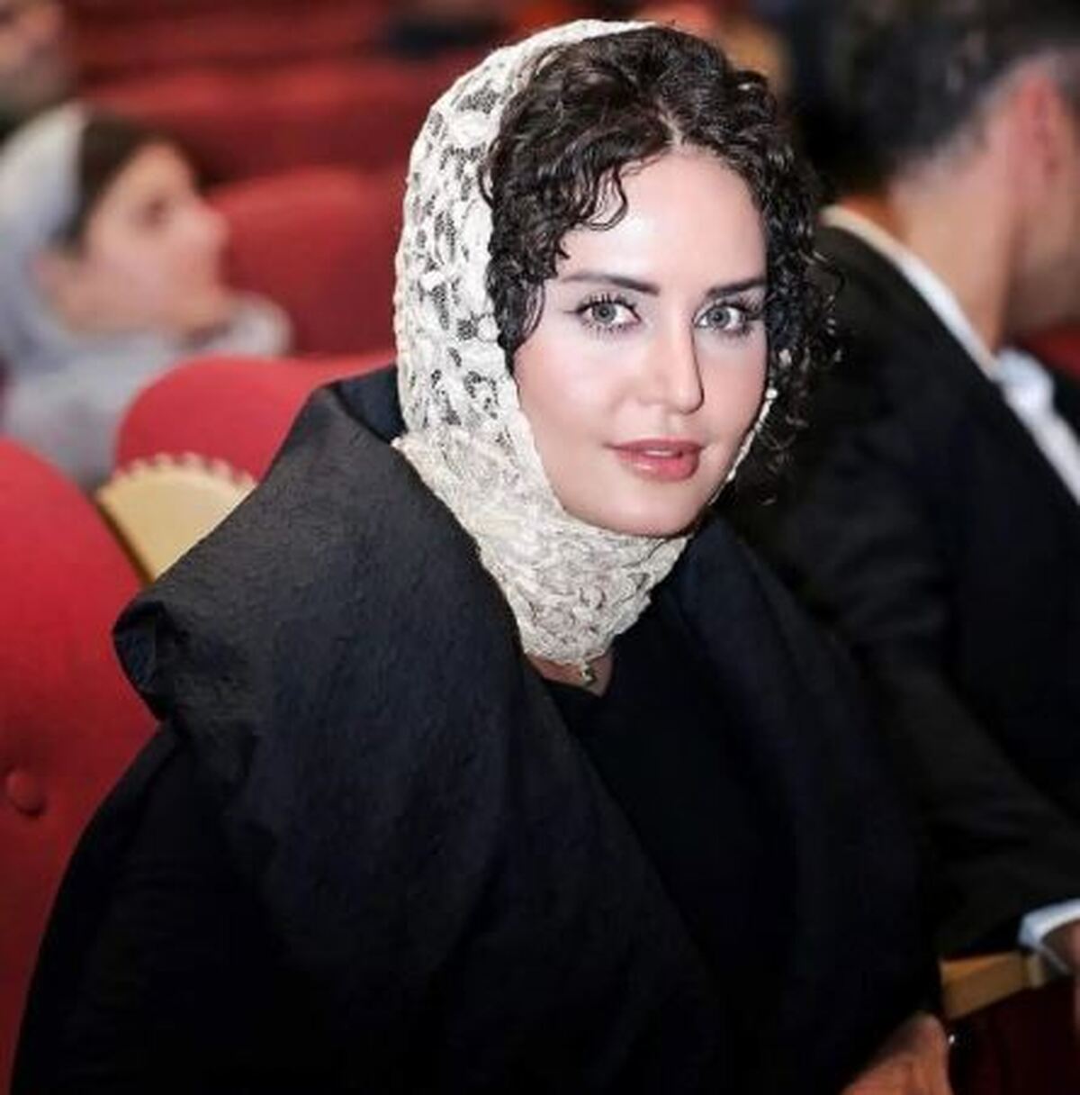 الناز شاکردوست آبروی مد ایران را برد/عکس دونفره با صدف اسپهبدی!