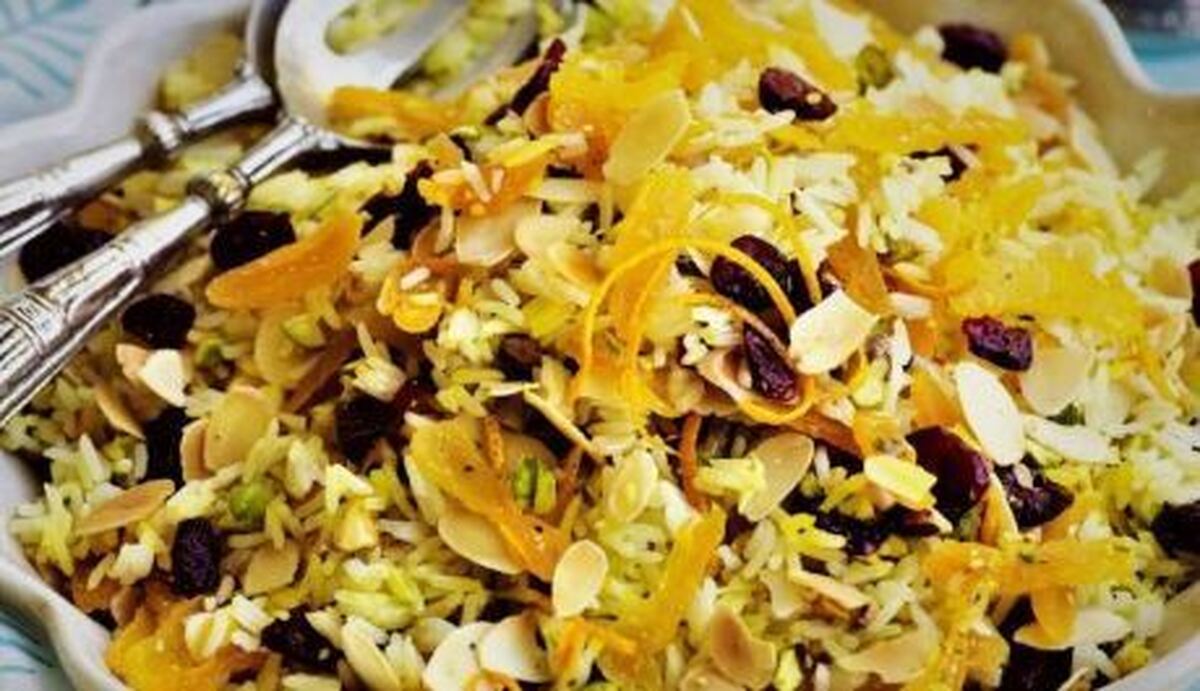 با ترکیب زردآلو و برنج این غذای خوشمزه و معروف را آماده کنید