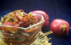 رمز و راز تهیه «پیاز پرورده»، یک چاشنی خوش طعم و خاص