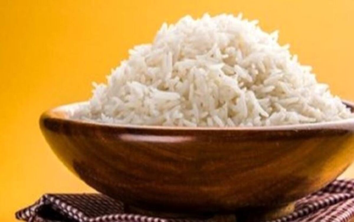 چرا نباید برنجی که ساعت‌ها در دمای اتاق بوده است را مجددا گرم کنیم؟