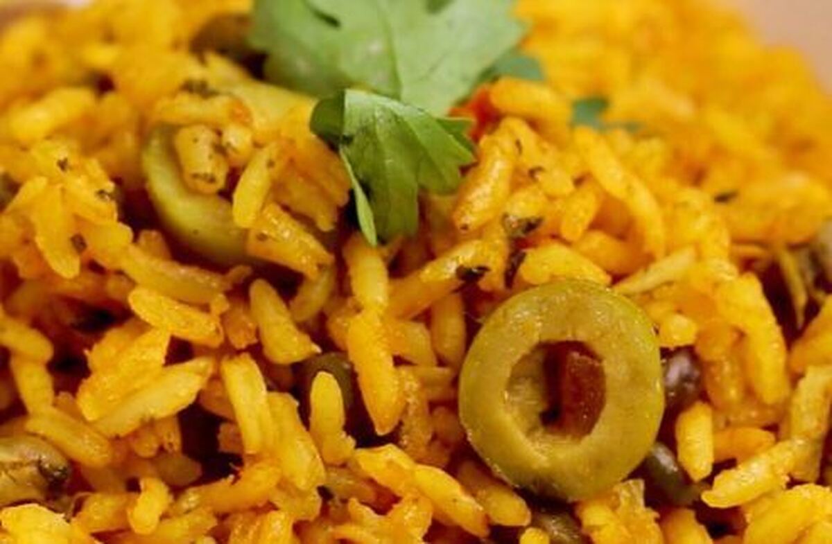 این پلوی ترکیبی مقوی و بی نظیر را برای ناهار کودکانتان درست کنید