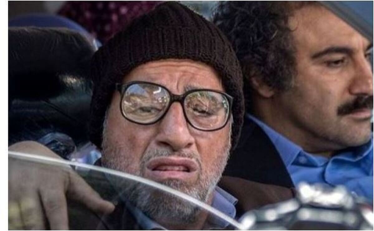 علیرضا خمسه به استخر می‌رود!