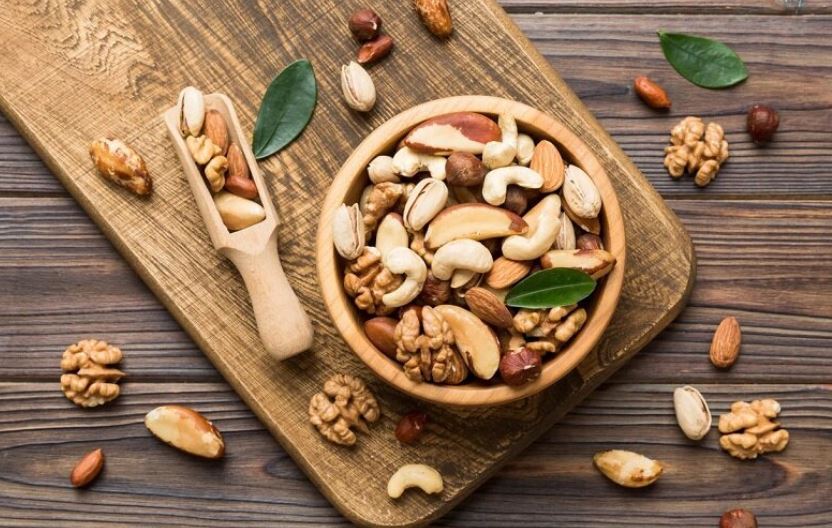 اگر به طور منظم آجیل مصرف کنیم از چه خواصی بهره‌مند می‌شویم؟